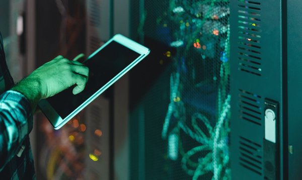 Maintenance du système informatique : vers qui se tourner ?